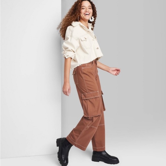 wild fable Denim - Women's Mid-Rise Cargo Baggy Wide Leg
Utility Jeans - Wild Fable Brown Wash